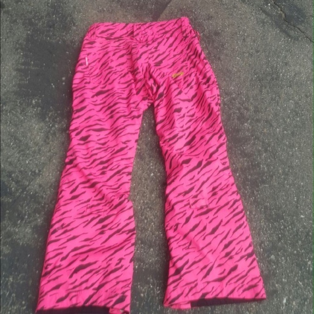 ISO Betty rides pink tiger snowboard pants